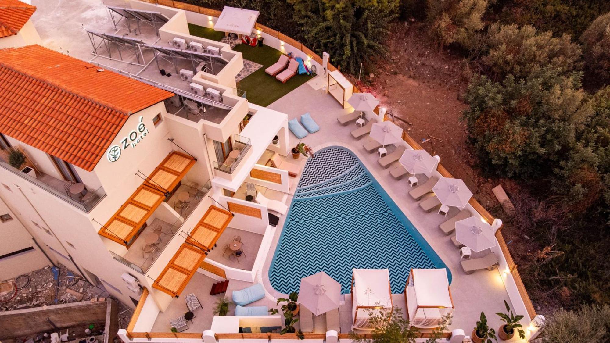 Zoe Boutique Hotel 3*