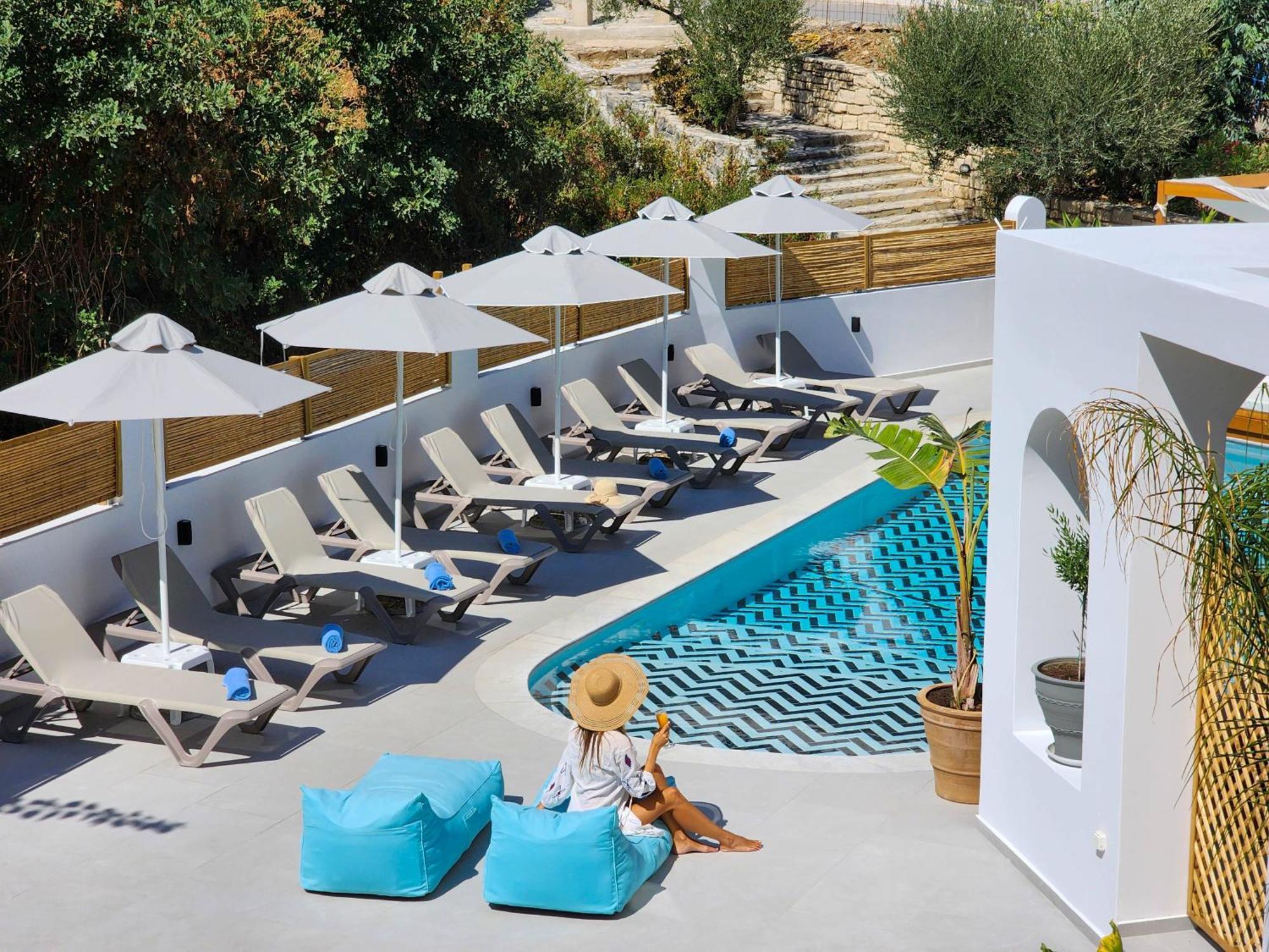 Hotel Zoe 3*