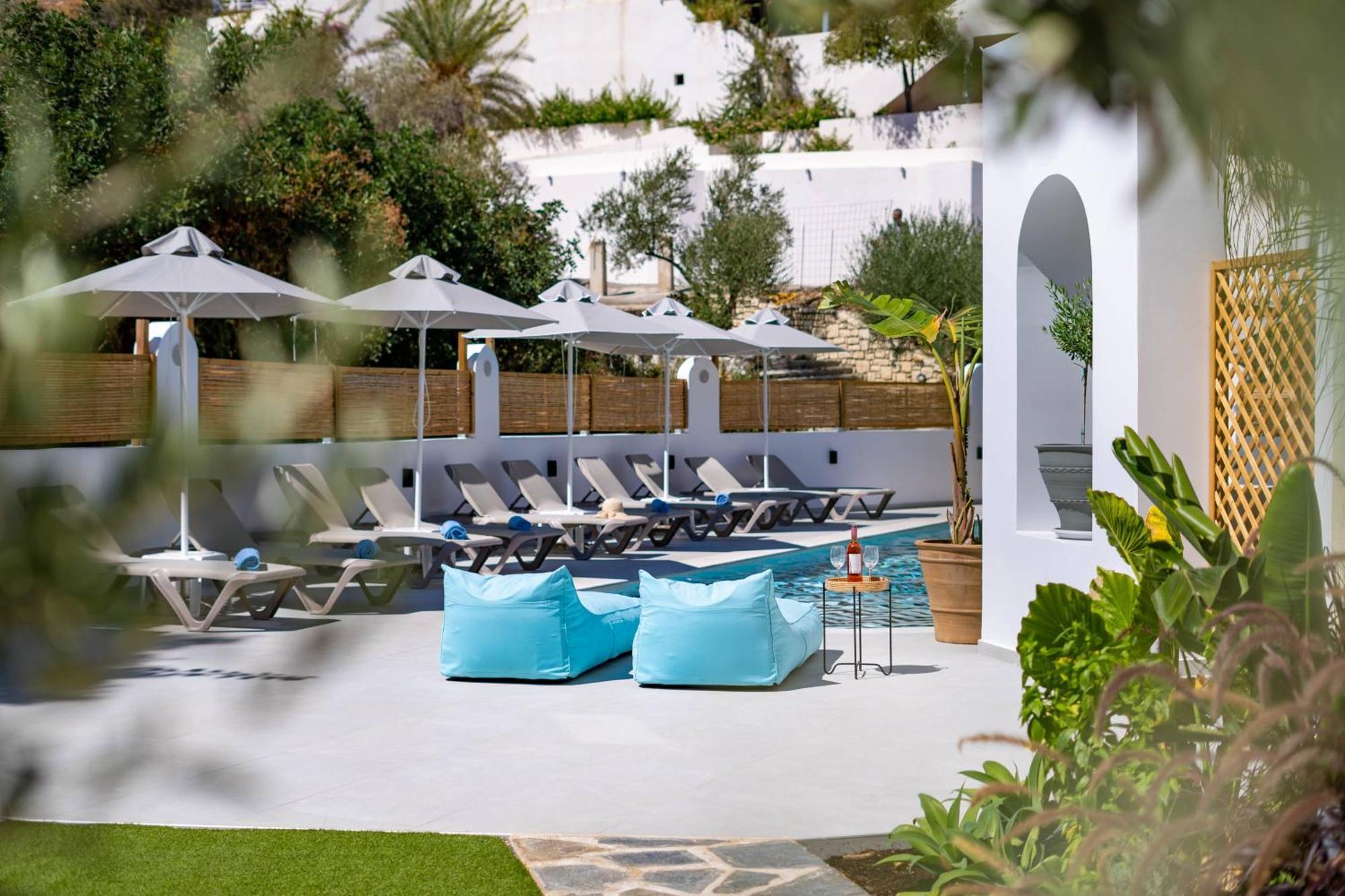 Zoe Hotel