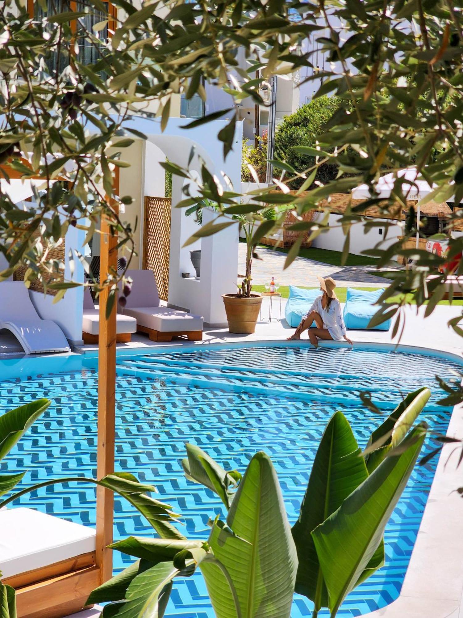 Hotel Zoe 3*