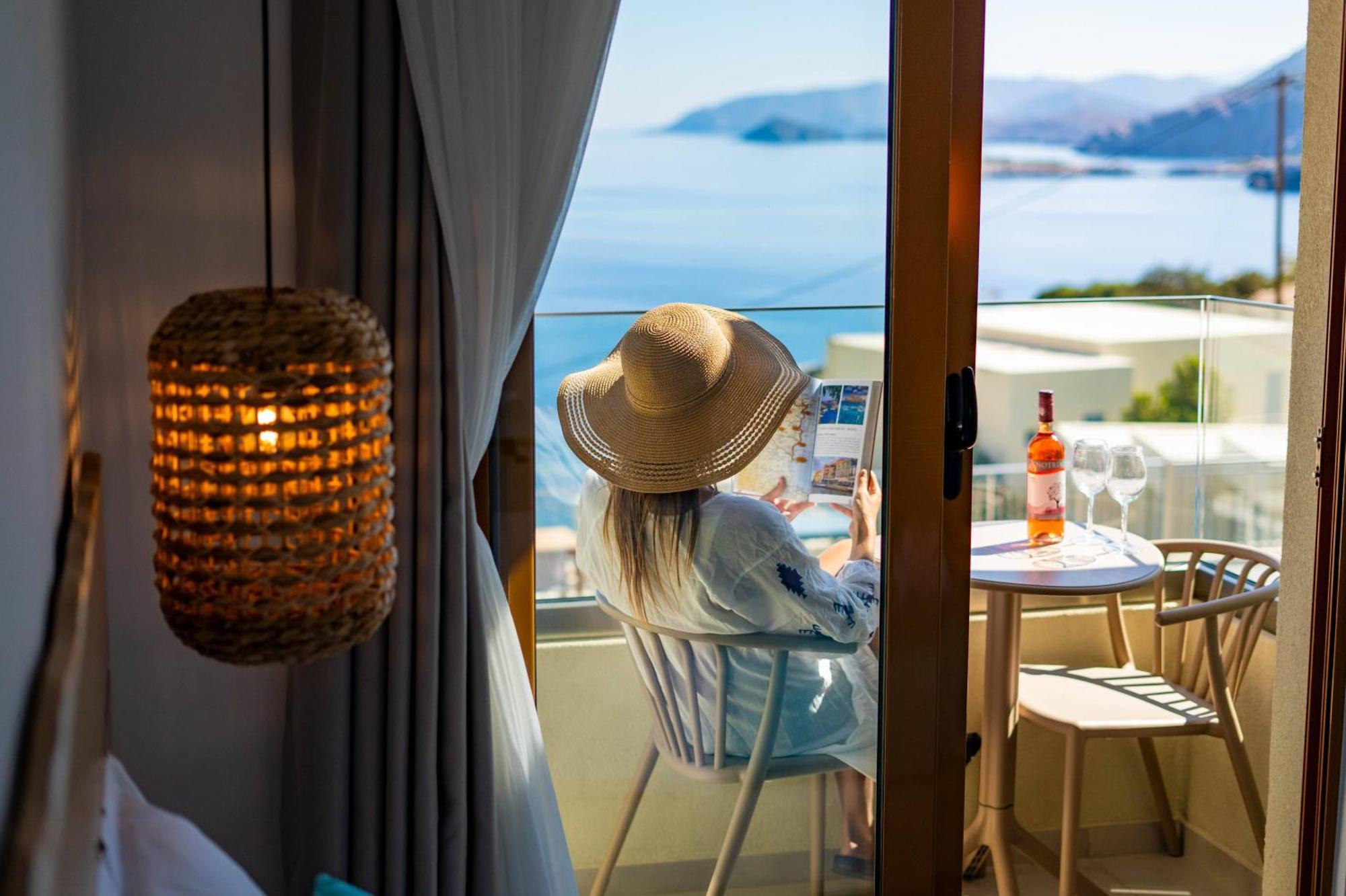 Zoe 3* Bali (Crete)